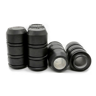 Copo de limpeza de borracha resistente a óleo para carga média para poços de petróleo com classificação de pressão de 10.000 psi