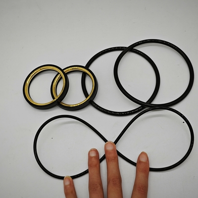 1 " 2 " 3 " Resistência química NBR HNBR FKM