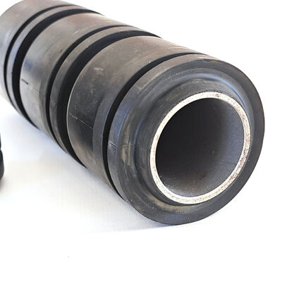 Copo de Limpeza Estilo TA Resistente à Abrasão com Nitrilo de Alta Qualidade (NBR) para Serviços em Campos Petrolíferos até 10.000 PSI